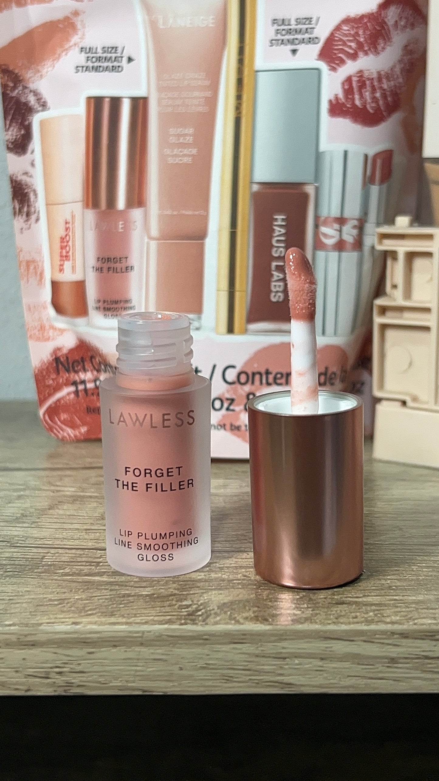 Lawless Mini lip plumping