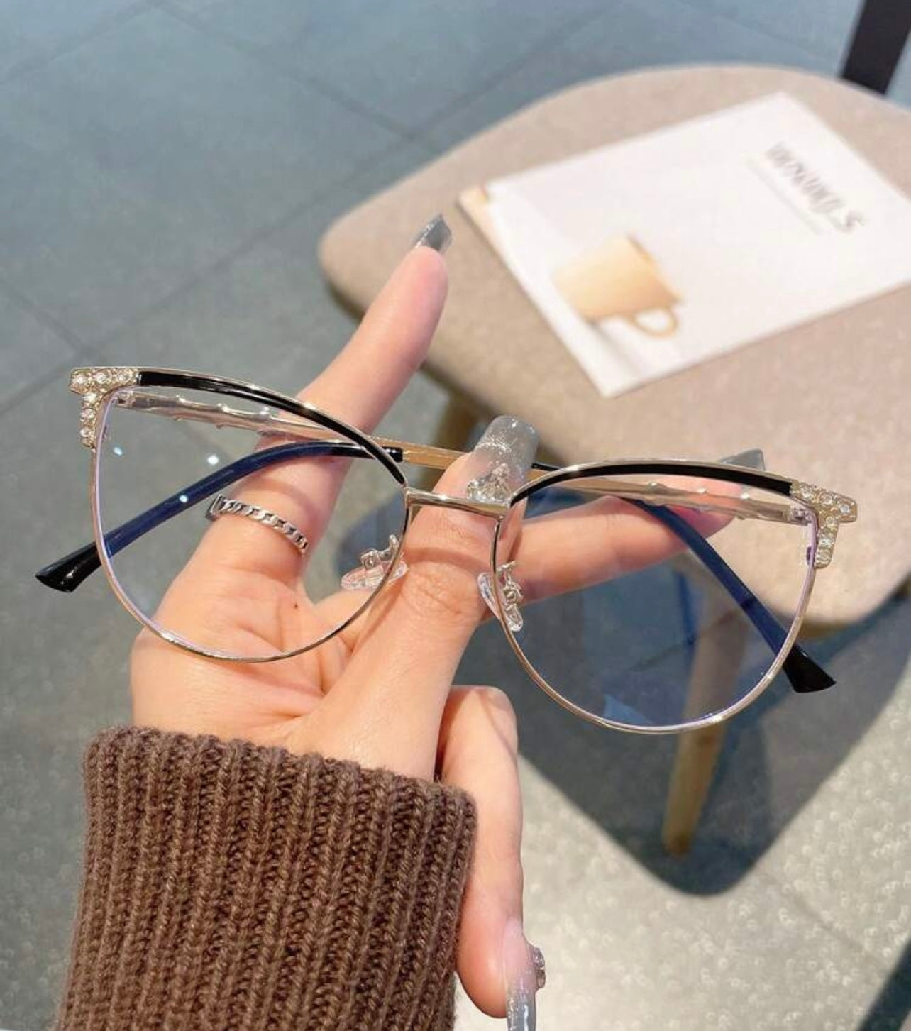 Lentes negros con anti luz azul