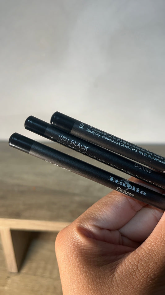 Delineador de ojos negro Italia