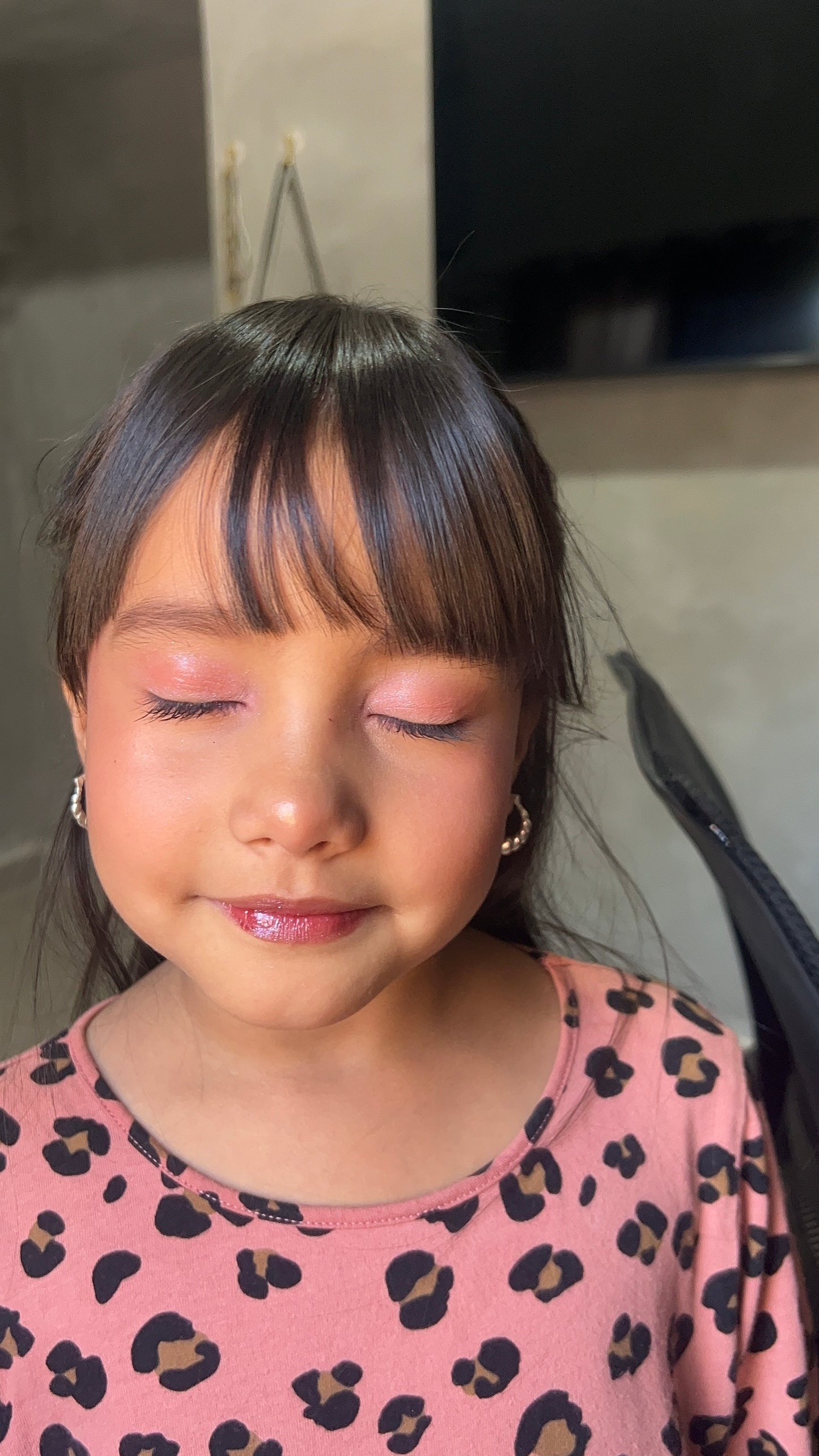 Atención- servicio de maquillaje