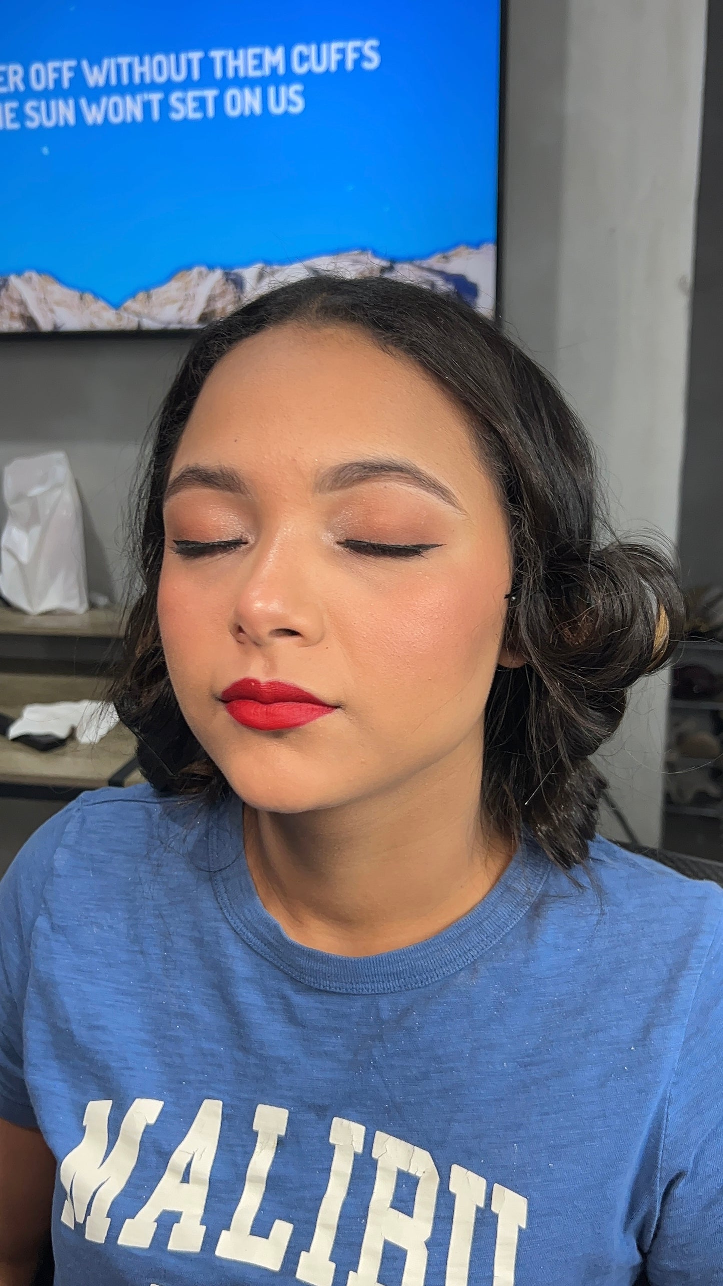 Atención- servicio de maquillaje