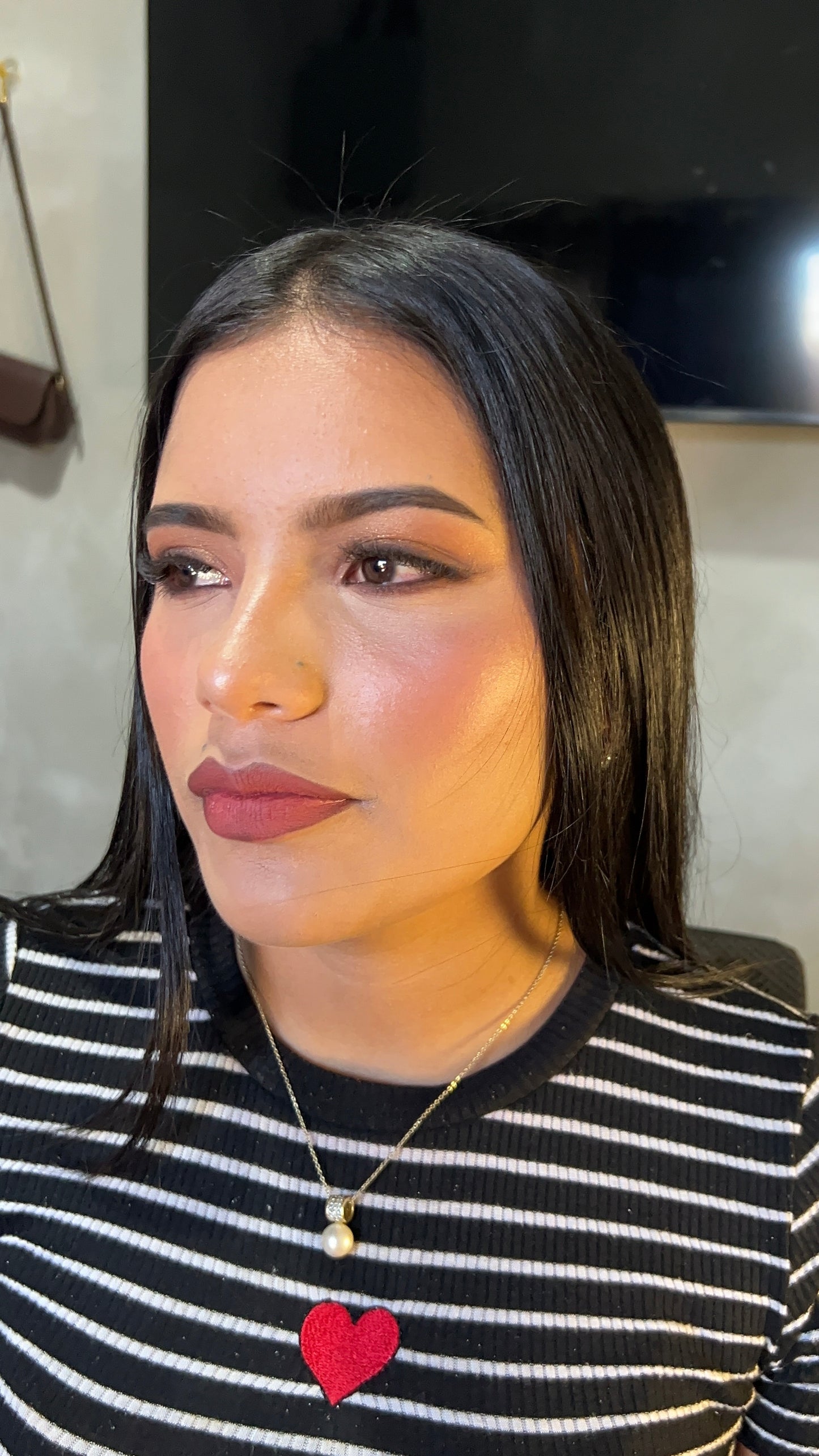 Atención- servicio de maquillaje