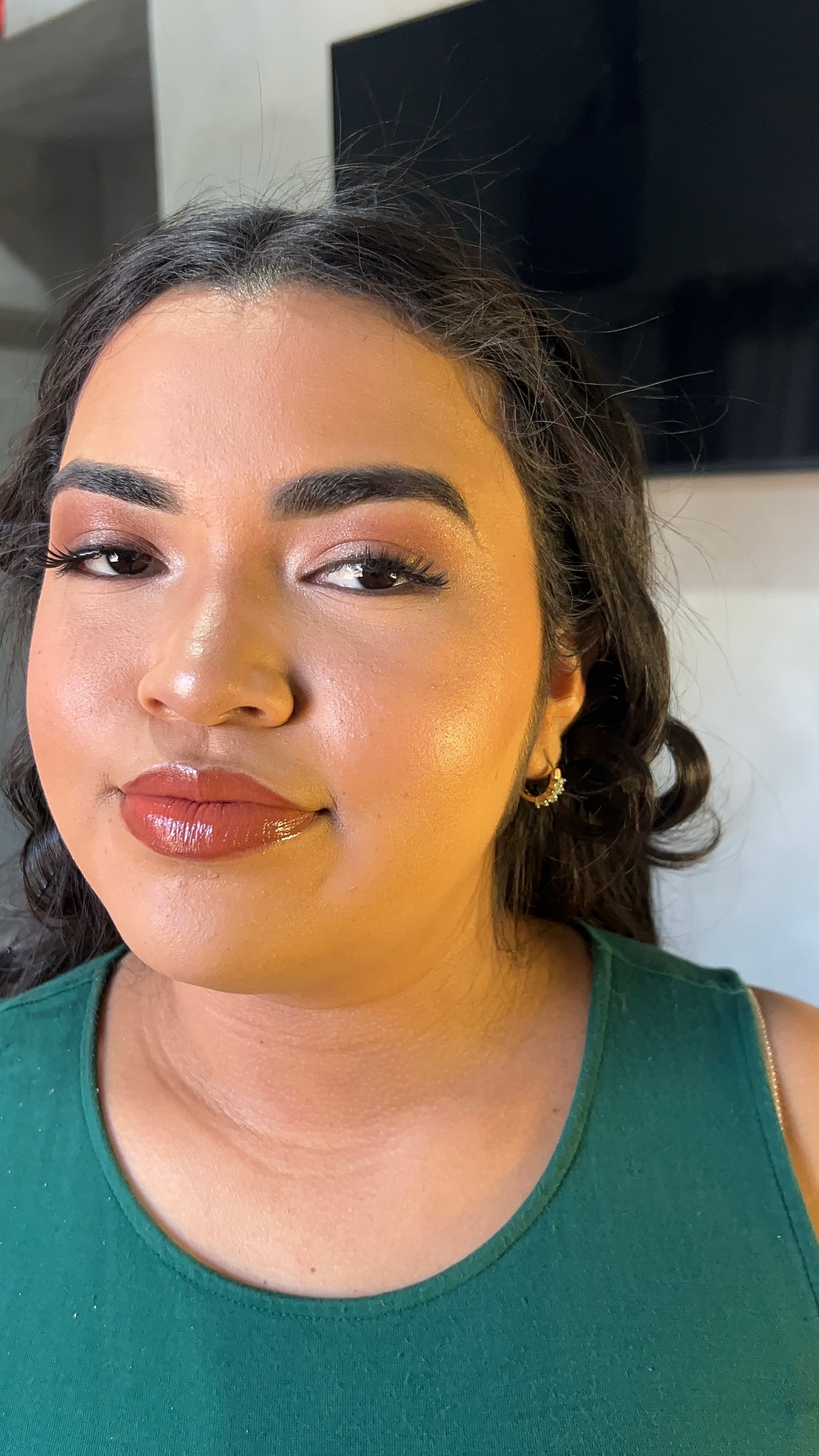 Atención- servicio de maquillaje