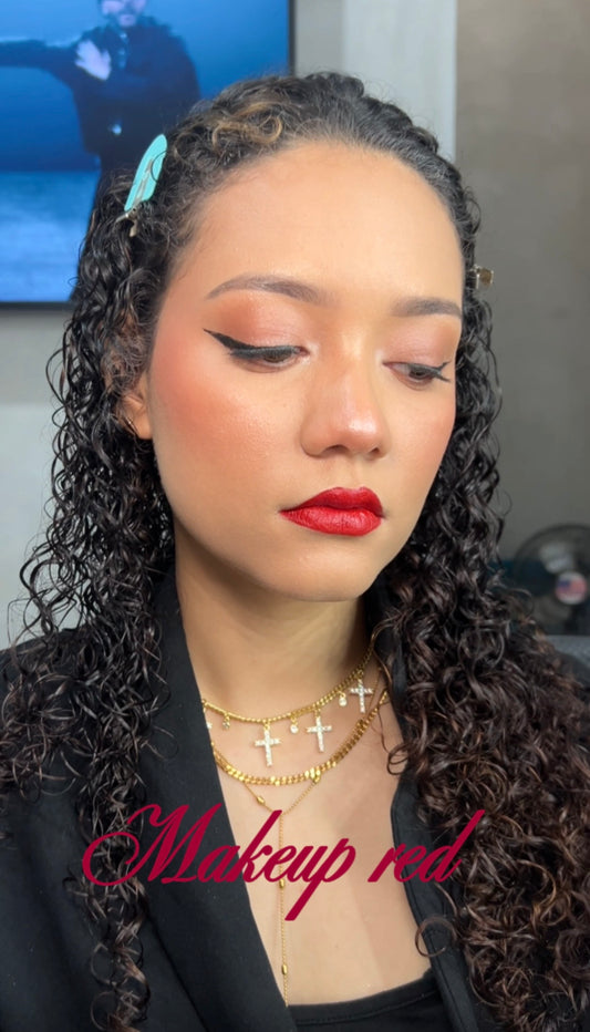 Atención- servicio de maquillaje