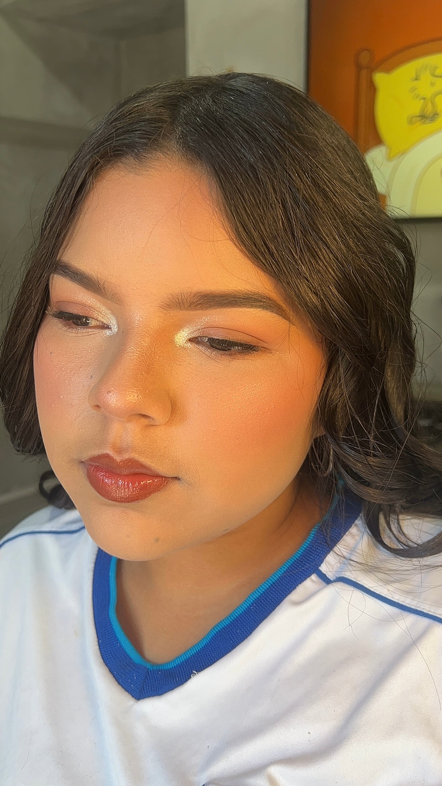 Atención- servicio de maquillaje